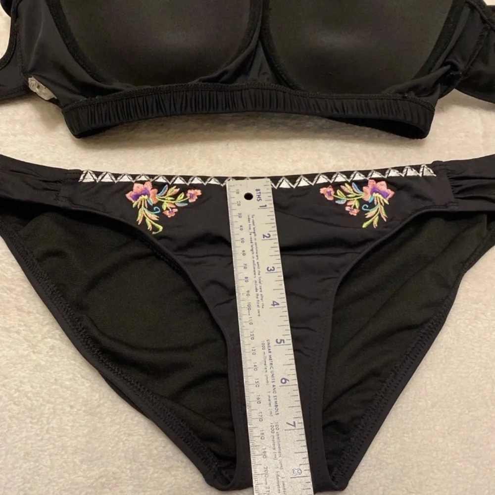 Gibson Latimer Black Bikini with Floral Embroidery Accent